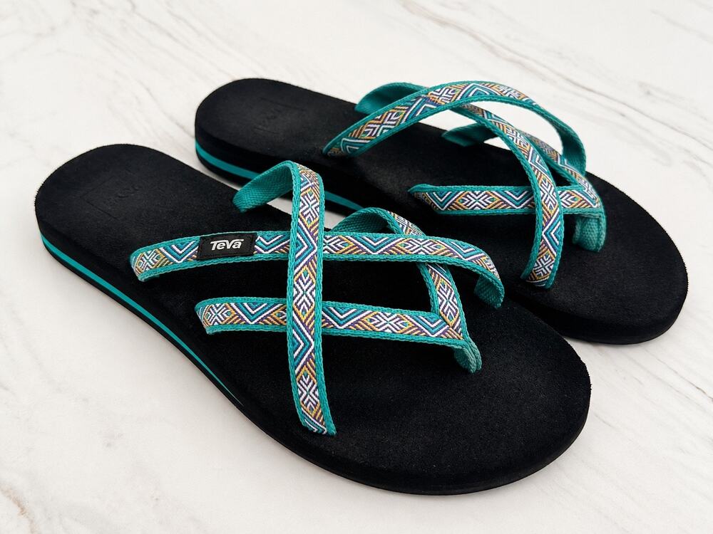 Teva Olowahu 6840 Sandals Womens 8 Teal Geometric Strappy Flip Flops NWOT